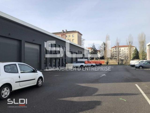 Bureaux A LOUER - VENISSIEUX - 60 m²