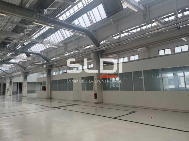 Locaux d'activités A LOUER - VENISSIEUX - 5 771 m²