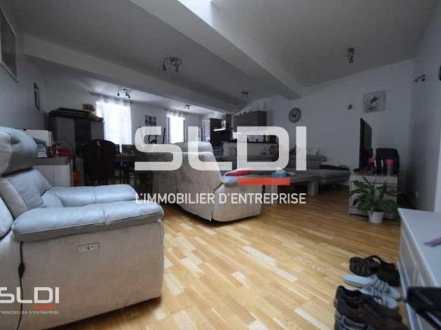 Commerces A VENDRE - VILLIE MORGON - 282 m²
