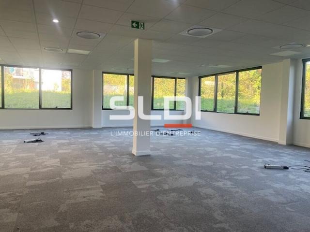 Bureaux A LOUER - LIMONEST - 828 m²