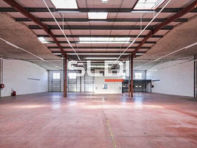 Locaux d'activités A LOUER - CORBAS - 1 298 m²