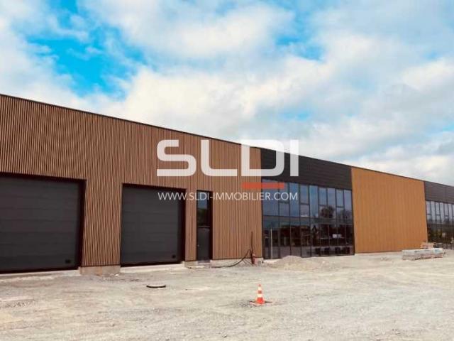 Locaux d'activités A LOUER - AMBERIEUX - 871 m²