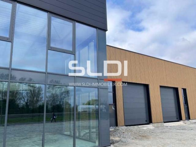 Locaux d'activités A LOUER - AMBERIEUX - 871 m²