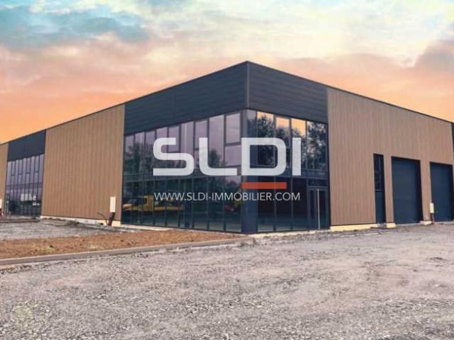 Locaux d'activités A LOUER - AMBERIEUX - 871 m²