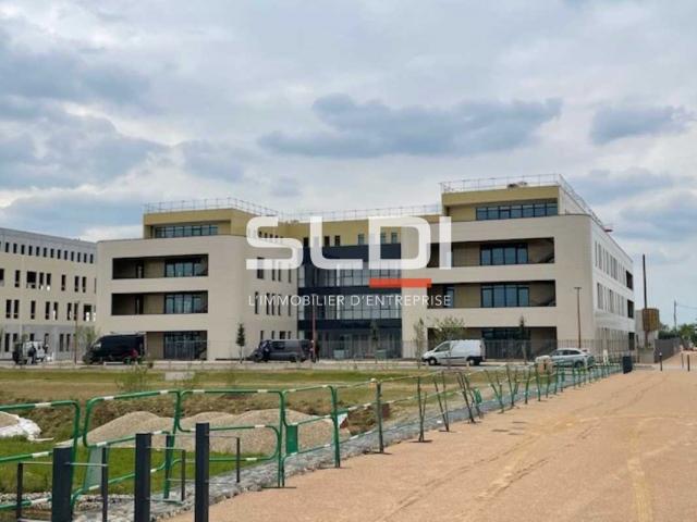 Bureaux A LOUER - GENAS - 266 m²