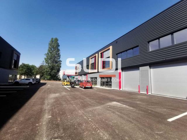 Locaux d'activités A LOUER - SAINT QUENTIN FALLAVIER - 1 460 m²