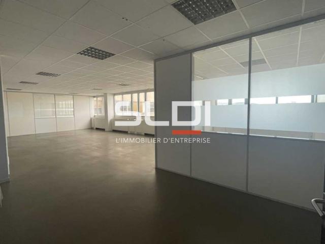 Bureaux A LOUER - LYON - 1 693 m²