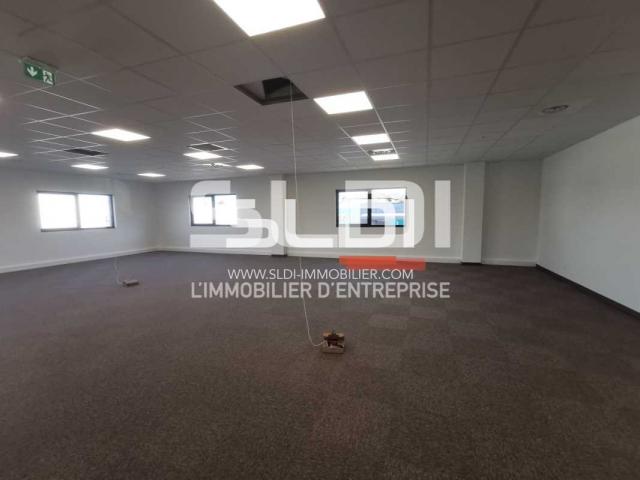 Bureaux A LOUER - BOURGOIN JALLIEU - 308 m²