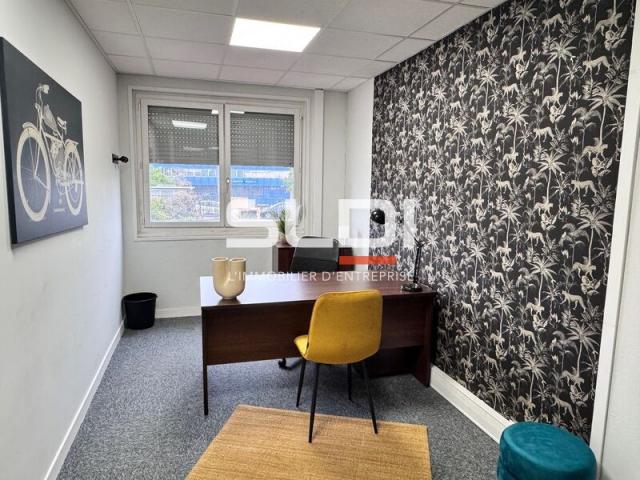 Bureaux A LOUER - CALUIRE ET CUIRE - 226 m²