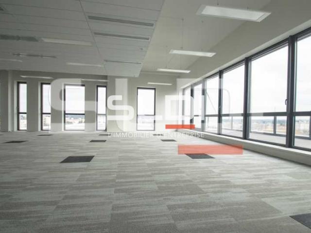 Bureaux A VENDRE OU A LOUER - VENISSIEUX - 1 066 m²