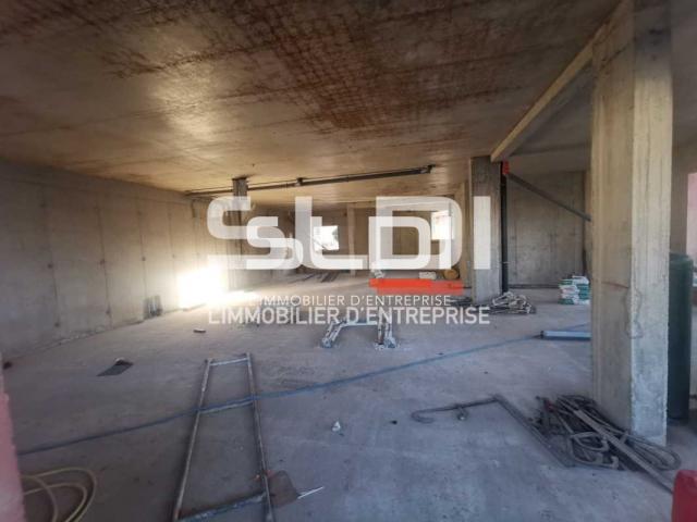 Bureaux A LOUER - PONT DE CHERUY - 130 m²
