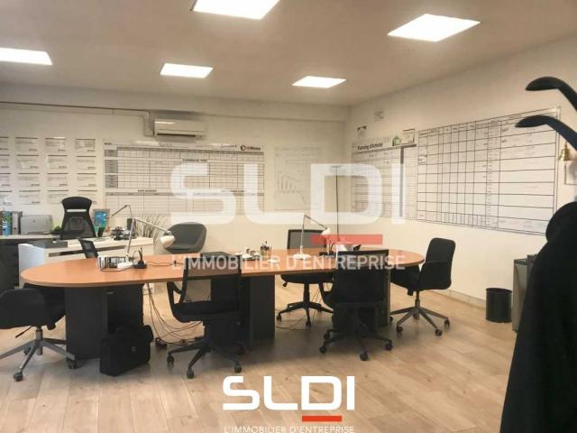Bureaux A LOUER - DECINES CHARPIEU - 175 m²