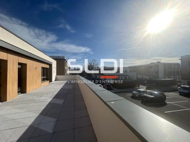 Bureaux A VENDRE - TREVOUX - 1 806 m²