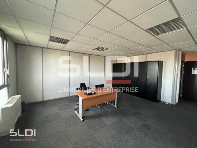 Bureaux A LOUER - LIMAS - 537 m²