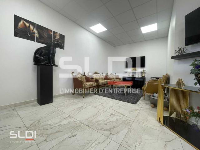 Bureaux A LOUER - SAINT PRIEST - 75 m²