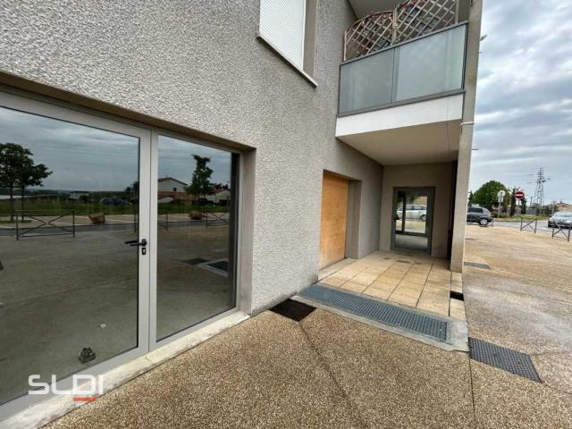 Commerces A LOUER - ANSE - 128 m²