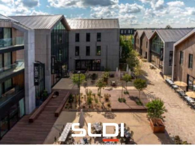 Bureaux A LOUER - GENAS - 4 486 m²