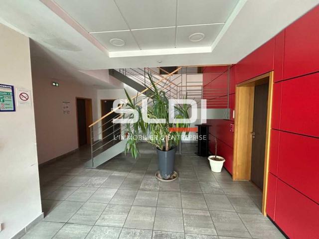 Bureaux A VENDRE - LIMAS - 133 m²