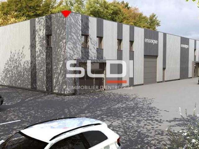 Locaux d'activités A VENDRE OU A LOUER - PERONNAS - 1 466 m²