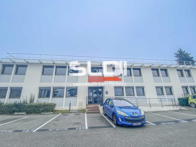 Bureaux A LOUER - RILLIEUX LA PAPE - 111 m²