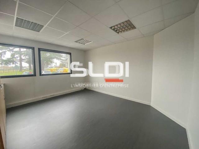 Bureaux A LOUER - RILLIEUX LA PAPE - 111 m²