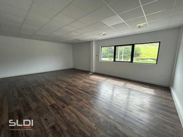 Bureaux A LOUER - MARCILLY D'AZERGUES - 88 m²