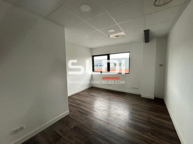 Bureaux A LOUER - MARCILLY D'AZERGUES - 88 m²