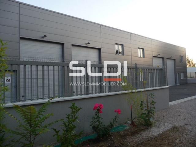 Locaux d'activités A LOUER - BEYNOST - 127 m²