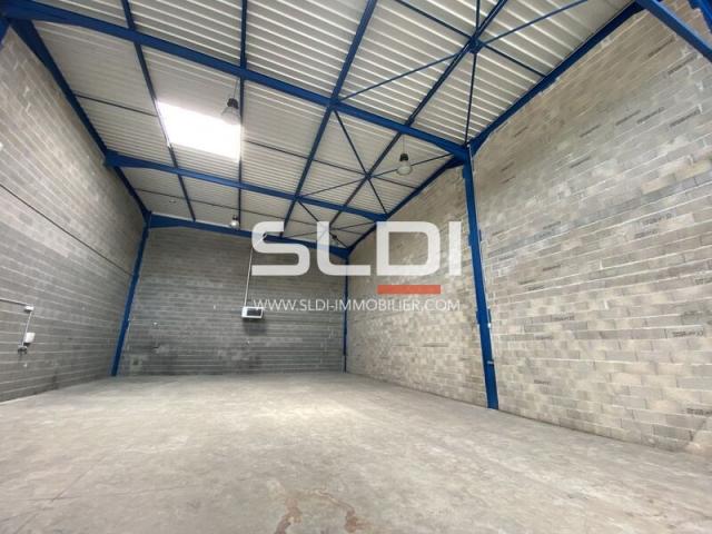 Locaux d'activités A LOUER - DAGNEUX - 723 m²