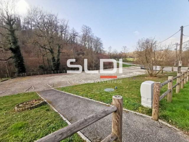 Locaux d'activités A VENDRE - BOURGOIN JALLIEU - 630 m²