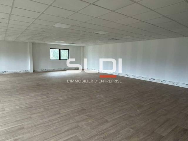 Bureaux A LOUER - GENAY - 310 m²