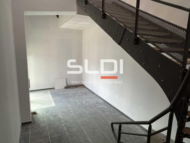 Bureaux A LOUER - GENAY - 310 m²