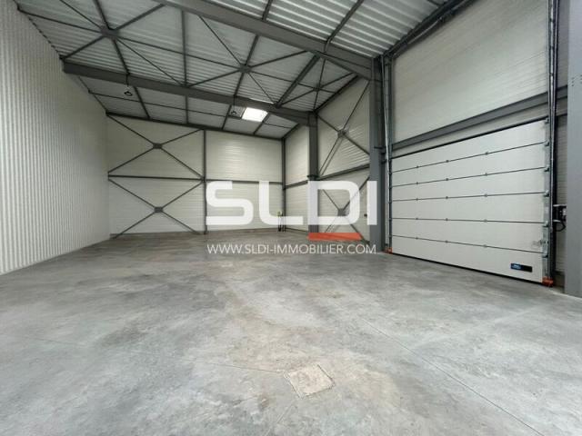 Locaux d'activités A LOUER - NEUVILLE SUR SAONE - 565 m²