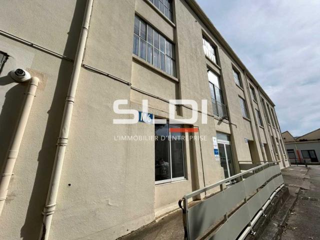 Bureaux A LOUER - NEUVILLE SUR SAONE - 477 m²
