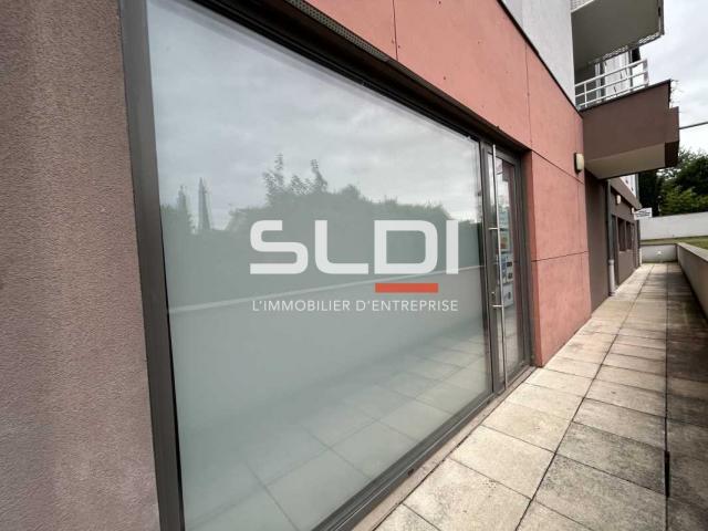Commerces A LOUER - JASSANS RIOTTIER - 224 m²