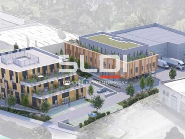 Bureaux A VENDRE - LA TOUR DE SALVAGNY - 301 m²