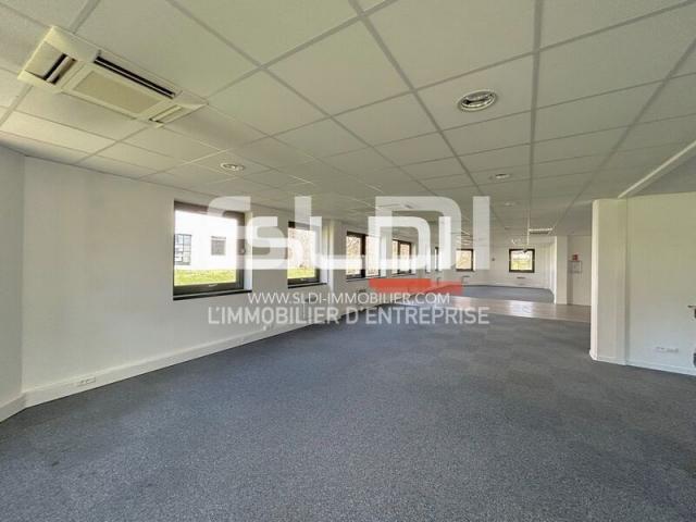 Bureaux A LOUER - LIMONEST - 92 m²