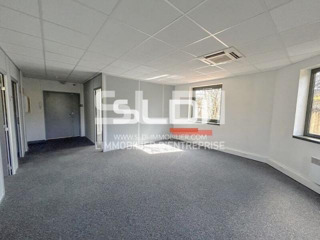 Bureaux A LOUER - LIMONEST - 92 m²