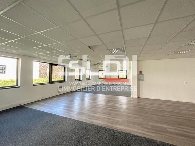 Bureaux A LOUER - LIMONEST - 92 m²