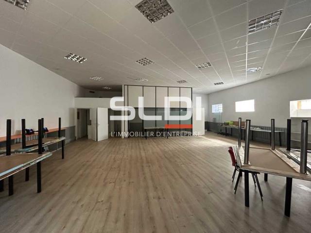 Bureaux A VENDRE OU A LOUER - GLEIZE - 130 m²