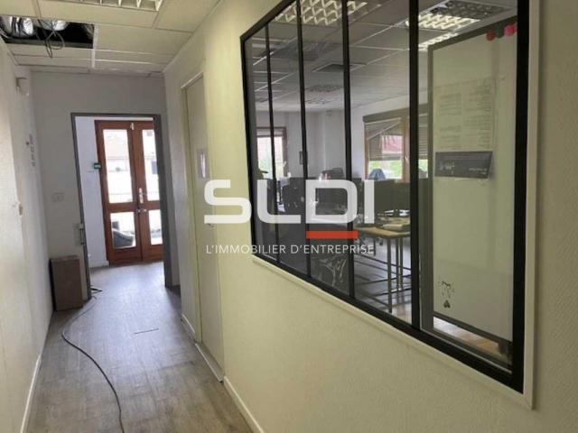 Bureaux A LOUER - VILLEURBANNE - 350 m²