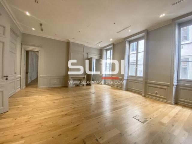 Bureaux A LOUER - LYON - 176 m²