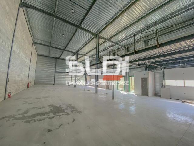 Locaux d'activités A LOUER - MIONS - 154 m²