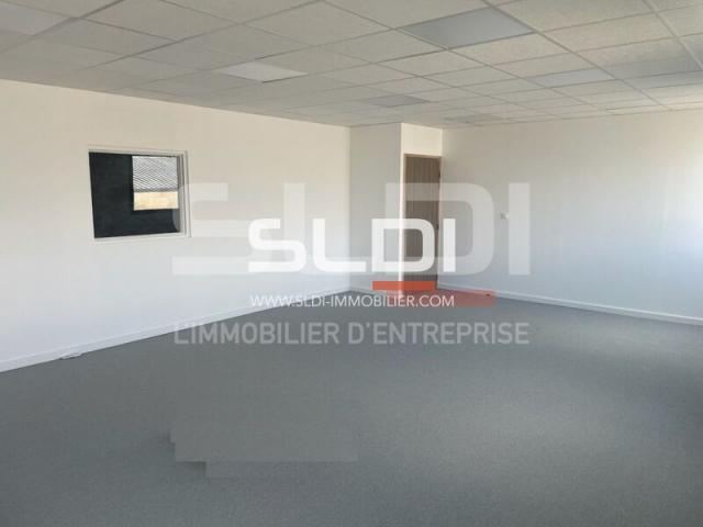 Locaux d'activités A LOUER - MIONS - 154 m²