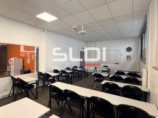 Bureaux A LOUER - LYON - 410 m²