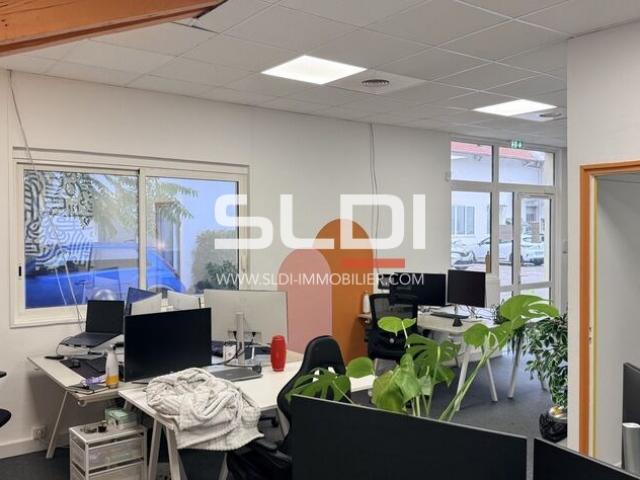 Bureaux A LOUER - LYON - 410 m²