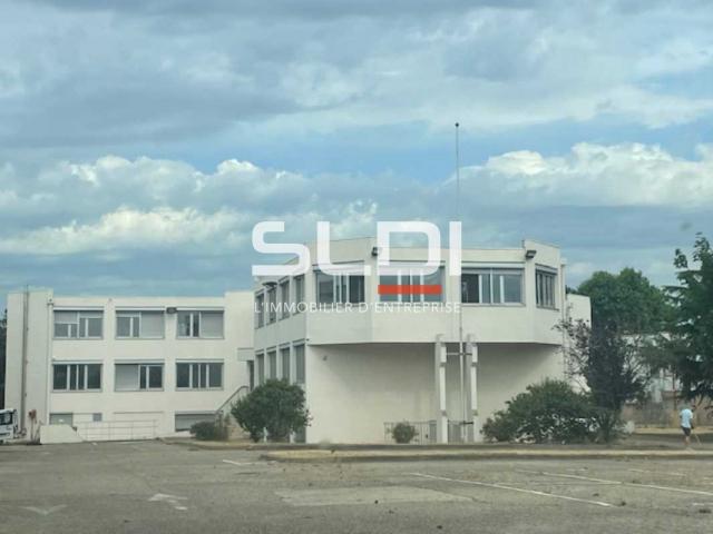 Bureaux A LOUER - CHASSIEU - 1 175 m²