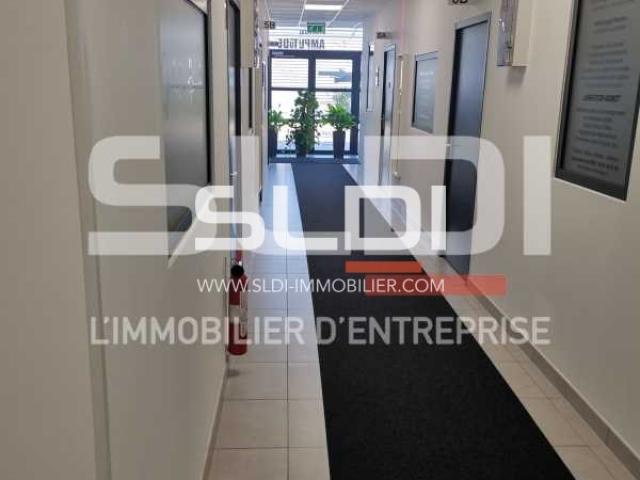 Bureaux A VENDRE - BOURGOIN JALLIEU - 388 m²