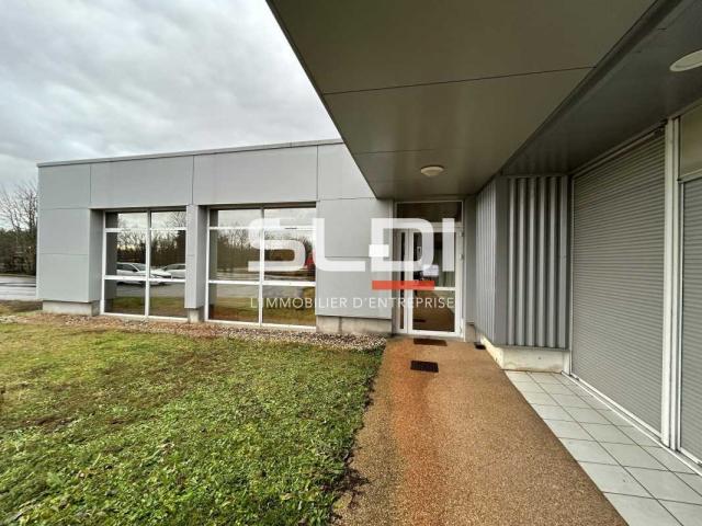 Bureaux A LOUER - BLYES - 97 m²