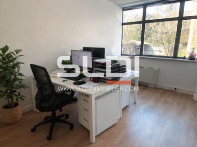 Bureaux A LOUER - LYON - 10 m²